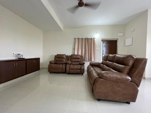 Ssn Home Stays In Tirupati Near Alipiri Exterior photo