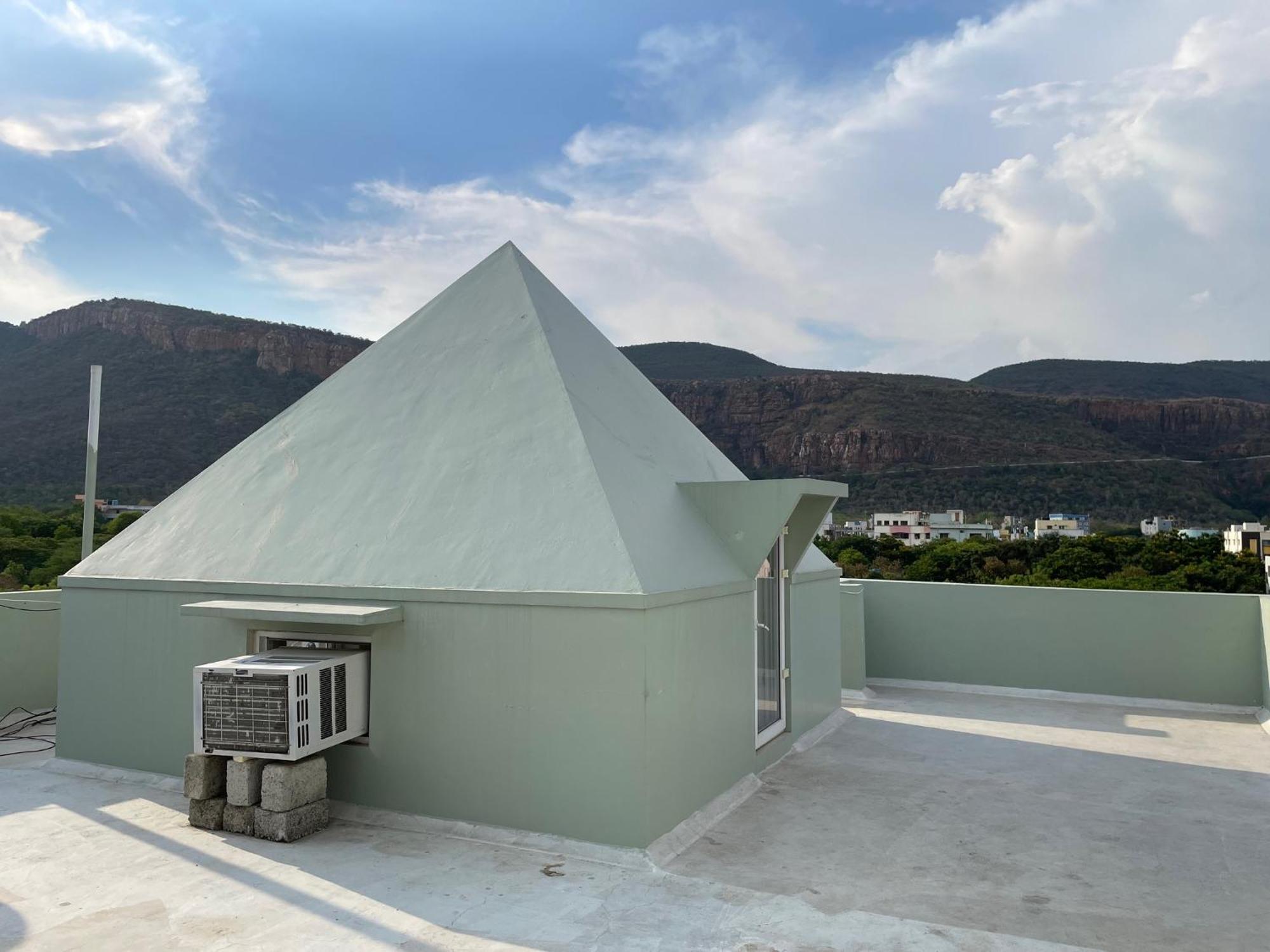Ssn Home Stays In Tirupati Near Alipiri Exterior photo